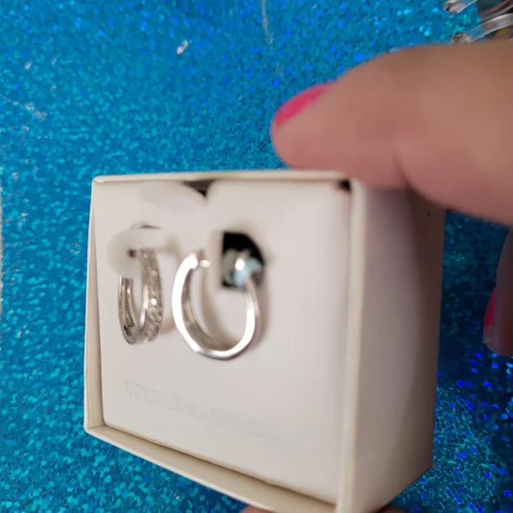Sterling Silver Pave Set Hoop Earrings with 12 Geniune Diamond Stones NwT